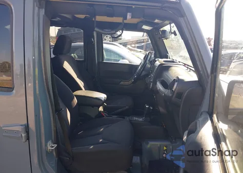 2014 Jeep Wrangler Unlimited Sport из США, поврежденный, VIN 1C4BJWDG8EL218600